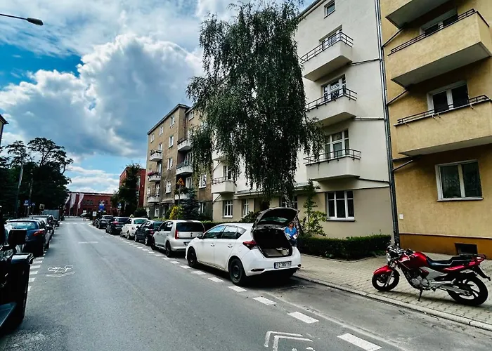 Grottgera 9 * بوزنان